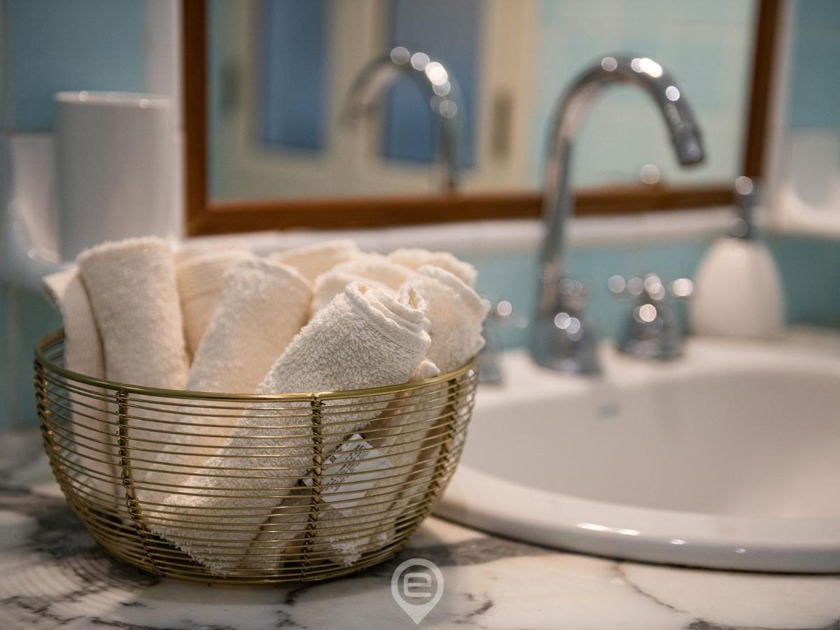 Mirabel Apartment - Wonderful Flat In City Center Cagliari Luaran gambar