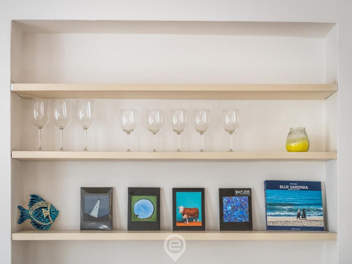 Mirabel Apartment - Wonderful Flat In City Center Cagliari Luaran gambar