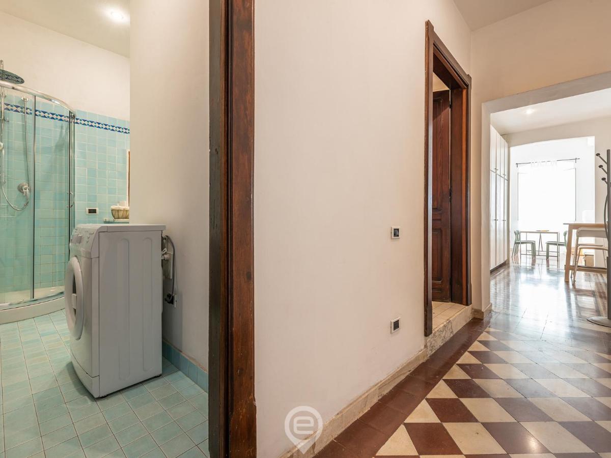 Mirabel Apartment - Wonderful Flat In City Center Cagliari Luaran gambar