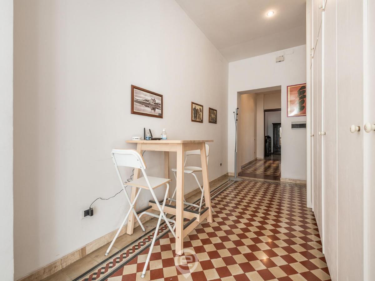 Mirabel Apartment - Wonderful Flat In City Center Cagliari Luaran gambar
