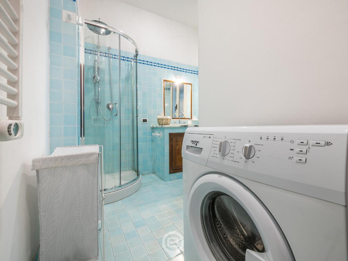 Mirabel Apartment - Wonderful Flat In City Center Cagliari Luaran gambar
