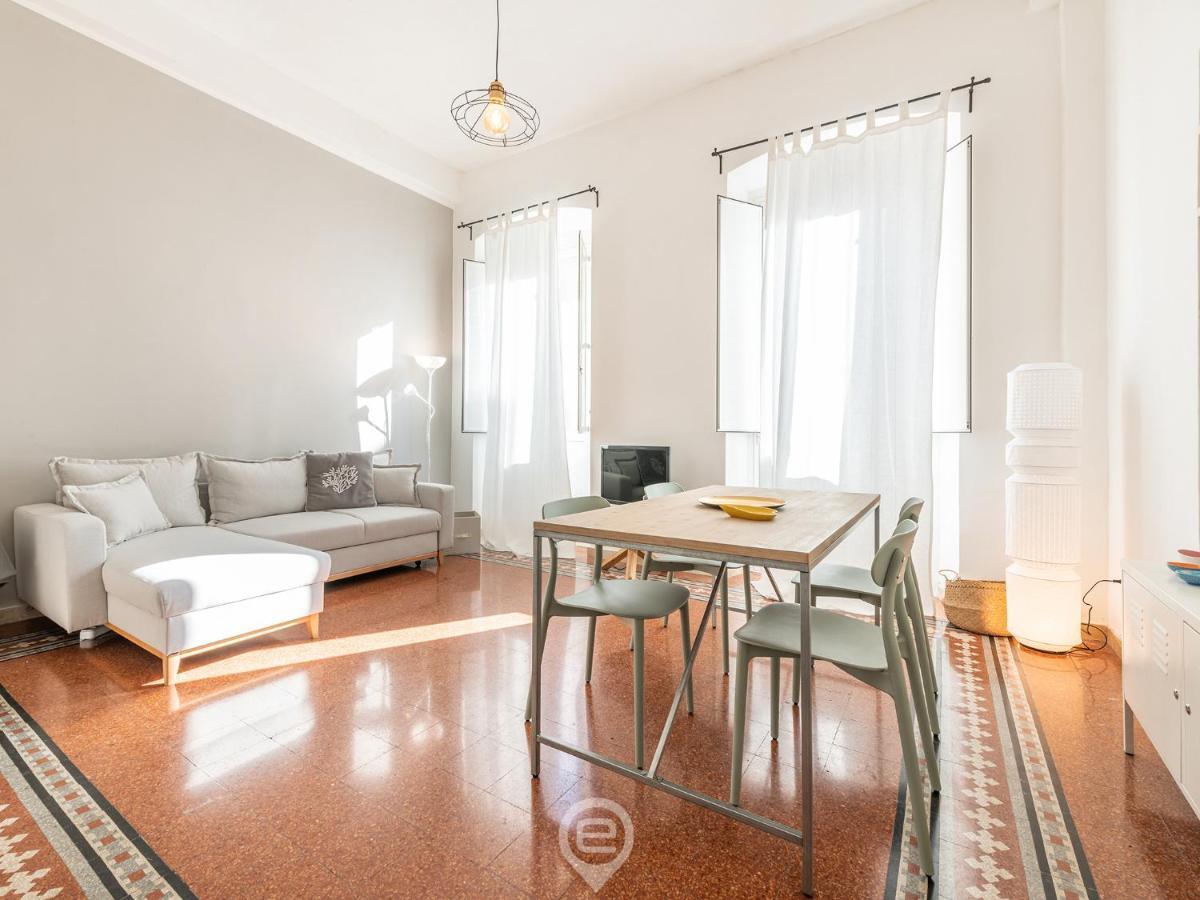 Mirabel Apartment - Wonderful Flat In City Center Cagliari Luaran gambar
