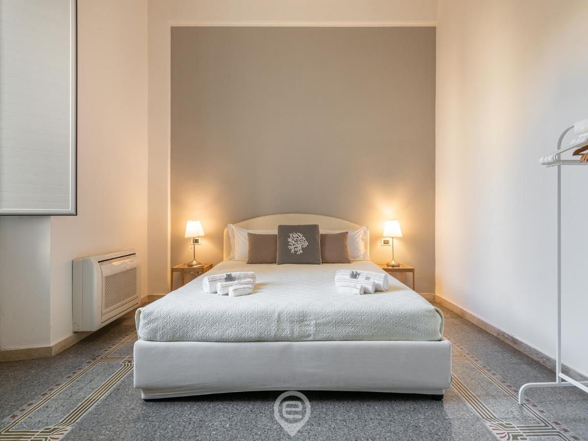 Mirabel Apartment - Wonderful Flat In City Center Cagliari Luaran gambar
