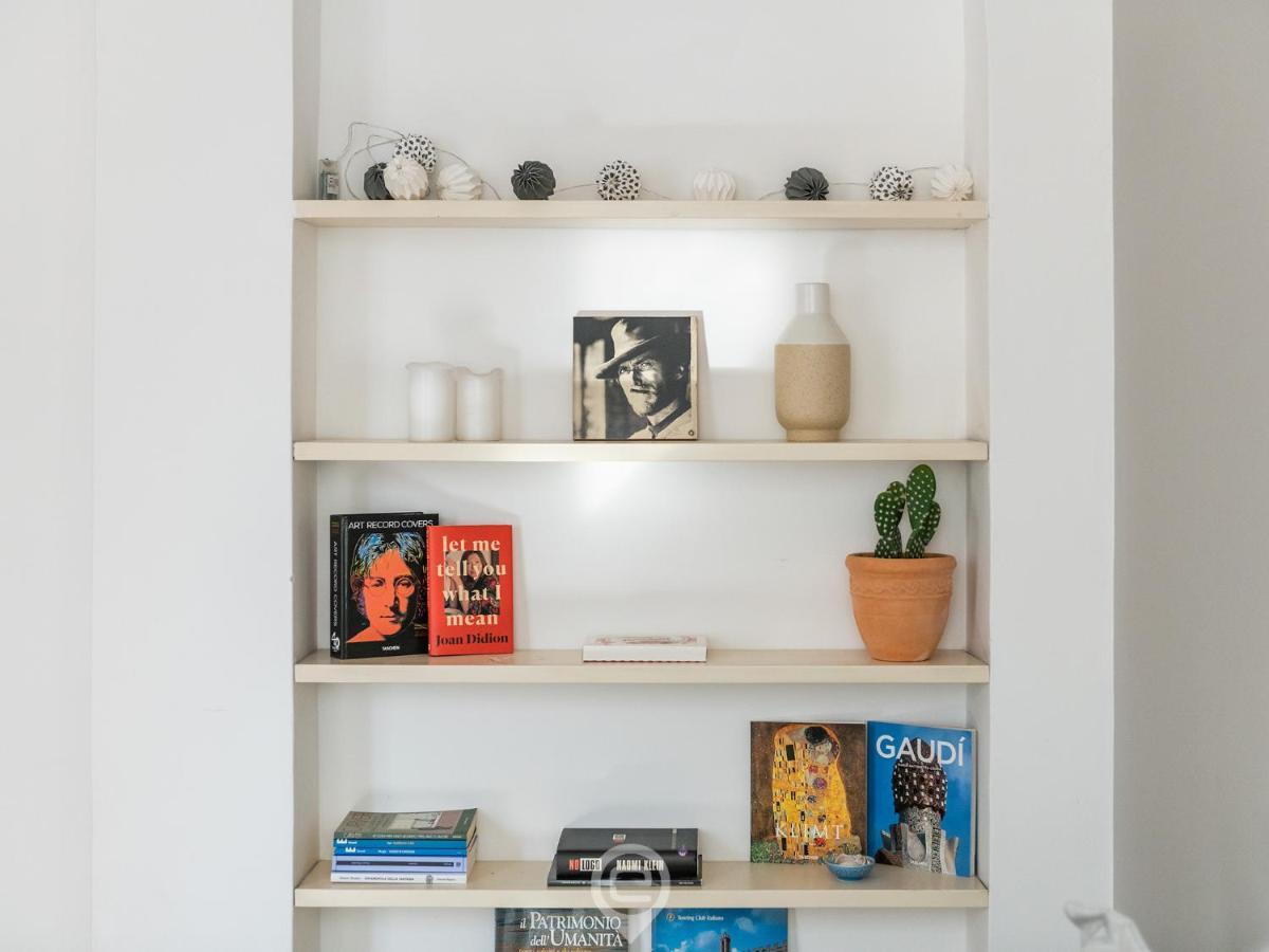 Mirabel Apartment - Wonderful Flat In City Center Cagliari Luaran gambar